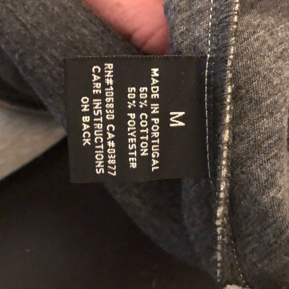 Grey Jay Z ROCNATION crewneck sweater - Picture 6 of 6